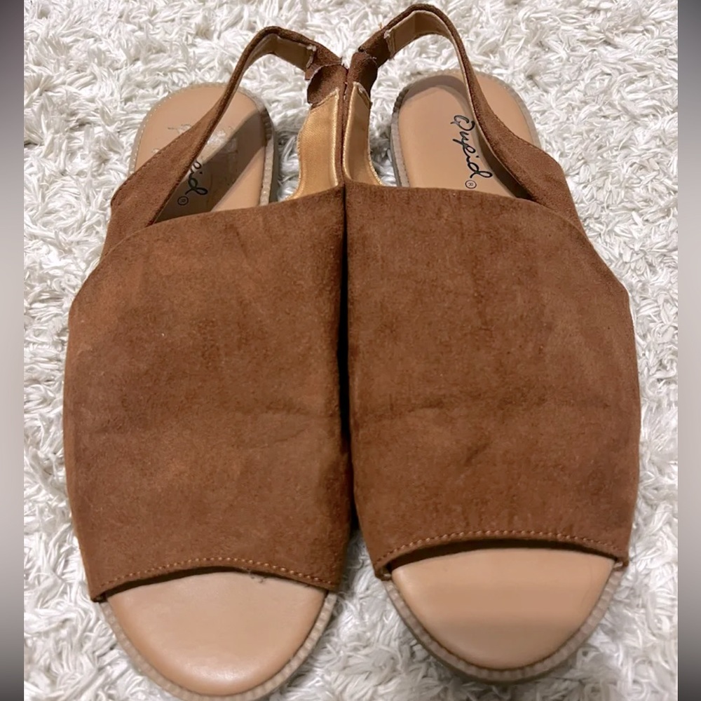 Qupid Sandals